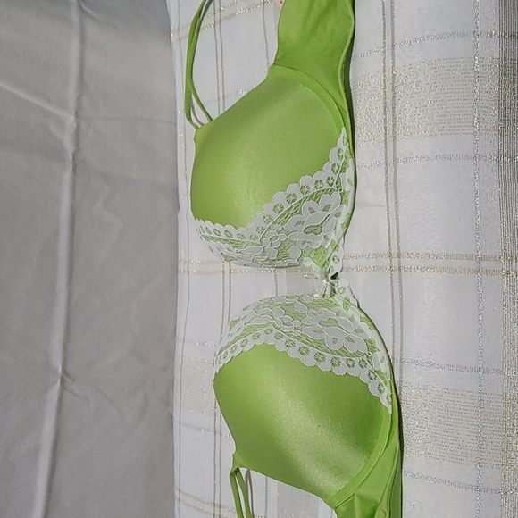 Victoria secret very secret push up Bra - Picture 2 of 6